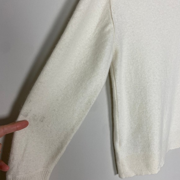 Free People Treasure Turtleneck Sweater Cashmere Ivory Womens Small - Picture 4 of 8